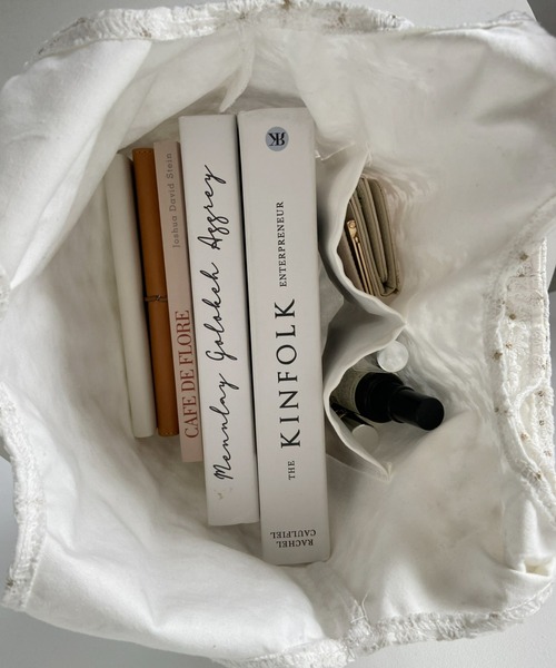 CLEA（クレア）の「ミニフラワー刺繍トートバッグ（トートバッグ・レディース・ホワイト/アイボリー・FREE）」の8枚目の写真