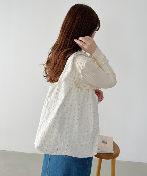 CLEA（クレア）の「ミニフラワー刺繍トートバッグ（トートバッグ・レディース・ホワイト/アイボリー・FREE）」の14枚目の写真