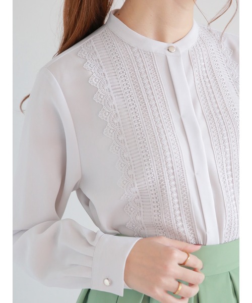 Te chichi（テチチ）の「金釦フロントレースブラウス（シャツ/ブラウス・レディース・シルバーグレー/ブラック/オフホワイト・ﾌﾘ-）」の3枚目の写真