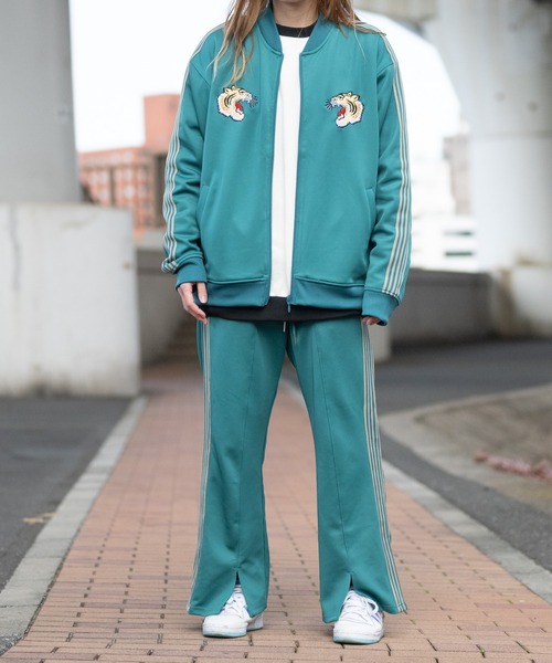 JOHN'S CLOSET(ジョンズクローゼット)の「【13】サイドスリット フレアトラックパンツ(その他パンツ・メンズ・パープル/ワイン/グリーン/ブラック・LARGE/MEDIUM)」の6枚目の写真