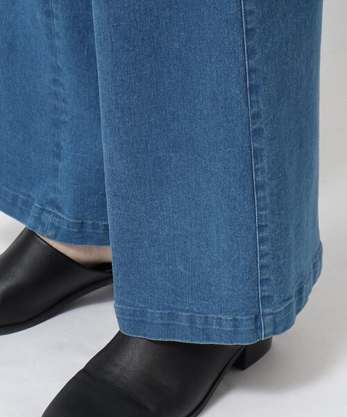 tk.TAKEO KIKUCHI（ティーケータケオキクチ）の「◆デニムワイドフレアパンツ（デニムパンツ・メンズ・ブルー/ネイビー/ブラック・02/03/66）」の10枚目の写真