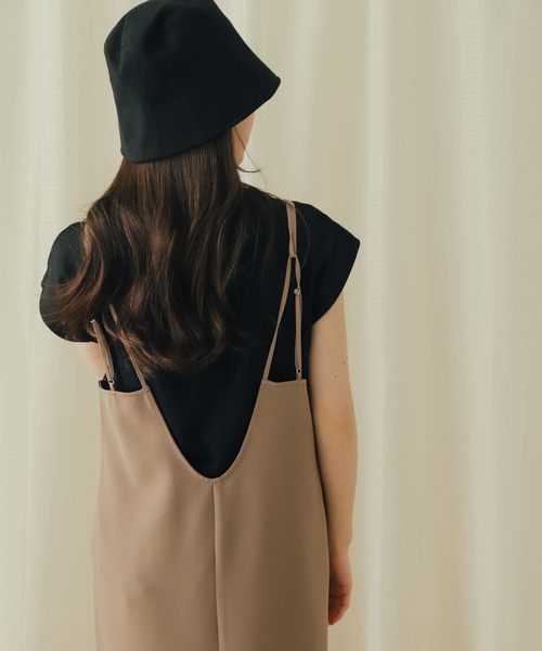 SENSE OF PLACE by URBAN RESEARCH（センスオブプレイスバイアーバンリサーチ）の「ダブルストラップキャミワンピース（ワンピース・レディース・チャコールグレー/アイボリー/モカ・ONE）」の16枚目の写真