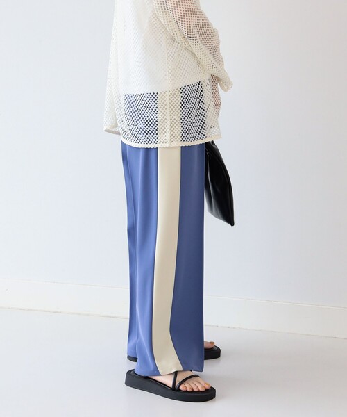 Ray BEAMS(レイビームス)の「Ray BEAMS / サイド ライン ワイド パンツ(その他パンツ・レディース・ブラック/パープル系その他2・1/0)」の12枚目の写真