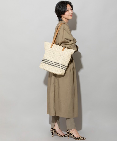 Munich(ミューニック)の「ストロー&フェイクレザージップトートバッグ(かごバッグ・レディース・ブラウン/ブラック・FREE)」の5枚目の写真