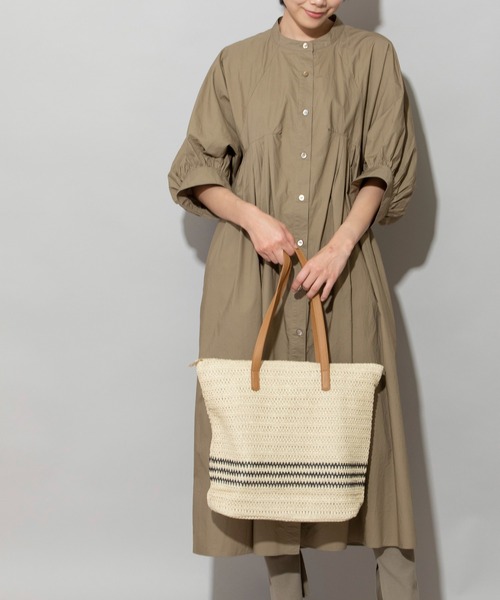 Munich(ミューニック)の「ストロー&フェイクレザージップトートバッグ(かごバッグ・レディース・ブラウン/ブラック・FREE)」の4枚目の写真