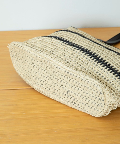 Munich(ミューニック)の「ストロー&フェイクレザージップトートバッグ(かごバッグ・レディース・ブラウン/ブラック・FREE)」の22枚目の写真