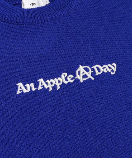 FTW(エフティダブリュー)の「APPLE KNIT SWEATER(ニット/セーター・メンズ・ブラック/ブルー/ホワイト・MEDIUM/LARGE)」の21枚目の写真