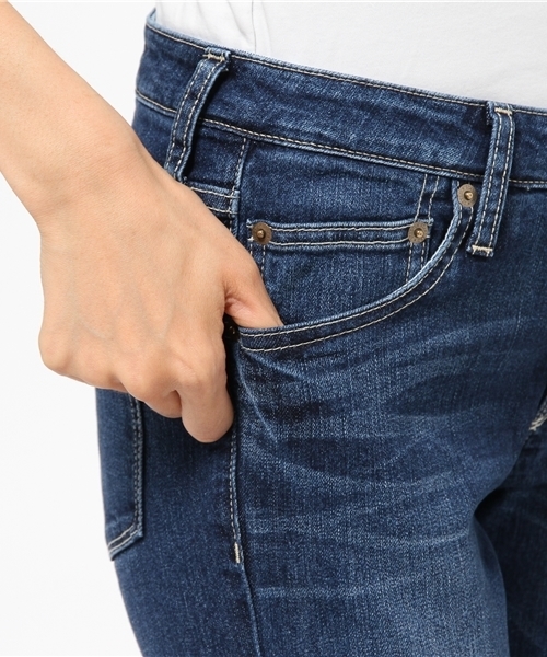 SHIPS for women（シップスフォーウィメン）の「デニムクロップドパンツ【blue】（デニムパンツ・レディース・ブルー・X-SMALL/SMALL/MEDIUM/LARGE）」の4枚目の写真