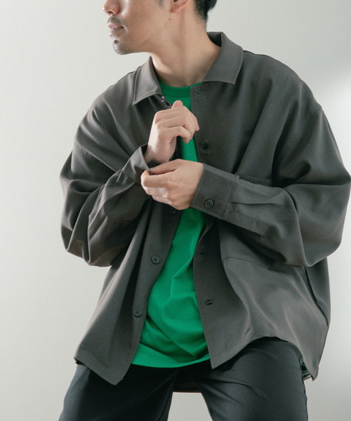 ITEMS URBANRESEARCH(アイテムズ アーバンリサーチ)の「ポリツイル オープンカラーCPOシャツ(シャツ/ブラウス・メンズ・ネイビー/チャコールグレー/ベージュ・MEDIUM/LARGE)」の5枚目の写真