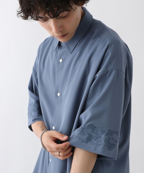 RAGEBLUE（レイジブルー）の「ラグイージー/刺繍シャツ（シャツ/ブラウス・メンズ・ホワイト/グレー/ベージュ/ブルー・MEDIUM/LARGE）」の4枚目の写真