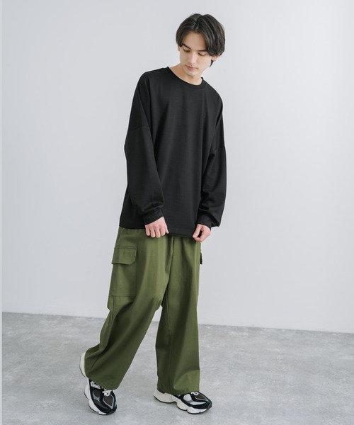 Rocky Monroe(ロッキーモンロー)の「オーバーサイズ ドルマンスリーブ 長袖カットソー ロンT(Tシャツ/カットソー・メンズ・ネイビー/ホワイト/ライトグレー/ブラック/ブルー・M/L)」の20枚目の写真