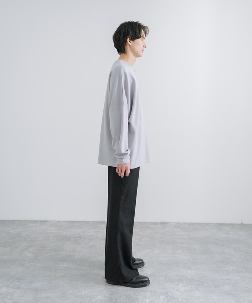 Rocky Monroe(ロッキーモンロー)の「オーバーサイズ ドルマンスリーブ 長袖カットソー ロンT(Tシャツ/カットソー・メンズ・ネイビー/ホワイト/ライトグレー/ブラック/ブルー・M/L)」の12枚目の写真