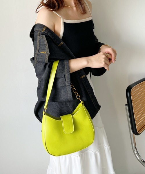 CLEA（クレア）の「チェーンポイントPUムーンショルダーバッグ（ショルダーバッグ・レディース・グリーン/ブラック/アイボリー/ベージュ/ブラウン・FREE）」の22枚目の写真