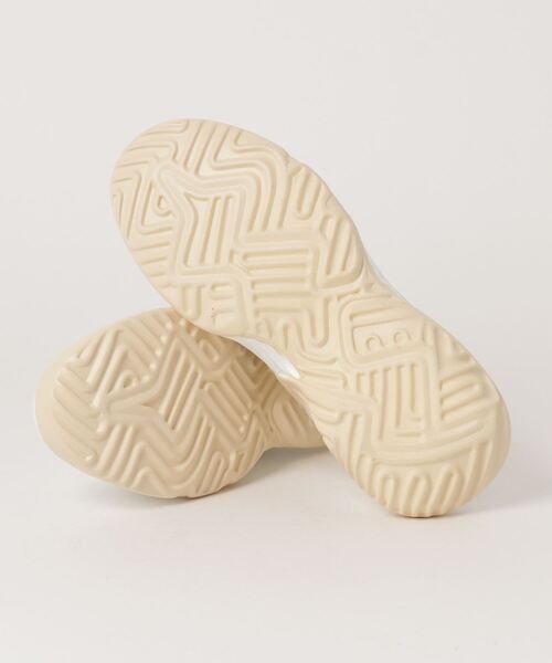 Silly(シリー)の「スポーティー厚底スニーカー(スニーカー・レディース・ホワイト・23.0cm/23.5cm/24.0cm/24.5cm)」の4枚目の写真