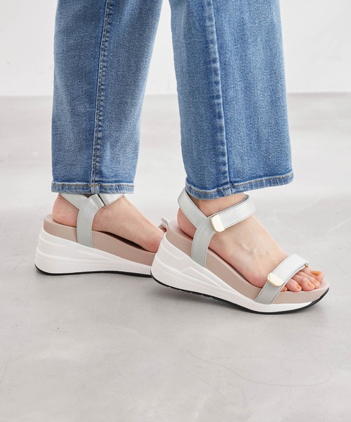 ROPE' PICNIC（ロペピクニック）の「ウェッジソールスニーカーサンダル（サンダル・レディース・ブラック/ベージュ/シルバー・L/M/S）」の11枚目の写真