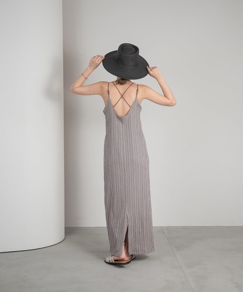 Amiur（エミレ）の「wide brim straw hat（ハット・レディース・ベージュ/ブラック・FREE）」の8枚目の写真