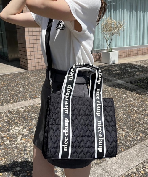 one after another NICE CLAUP(ワンアフターアナザーナイスクラップ)の「ハートキルティングミニトートバッグ(トートバッグ・レディース・ブラック/アイボリー/ベージュ/ピンク・FREE)」の4枚目の写真