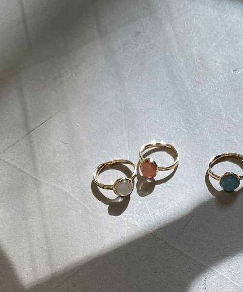 marjour（マージュール）の「STONE PINKY RING（リング・レディース・アイボリー/ブルー/ピンク・5号）」の5枚目の写真