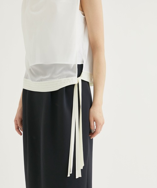 THE PERMANENT EYE(ザパーマネントアイ)の「【SATORU SASAKI/サトルササキ】SLEEVELESS LAYERD TOP/スリーブレスレイヤードトップ(シャツ/ブラウス・レディース・ホワイト/ブラック・1)」の9枚目の写真