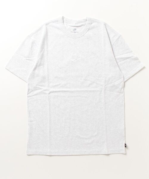 NIKE(ナイキ)の「NIKE Sportswear Premium Essentials Tee / ナイキ エッセンシャル Tシャツ 【SP】(Tシャツ/カットソー・メンズ・ホワイト/ベージュ・XL/L/M/XXL/S)」の2枚目の写真