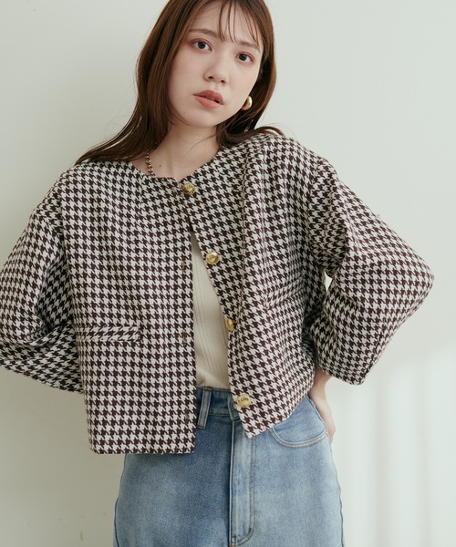 natural couture（ナチュラルクチュール）の「金釦ショート丈