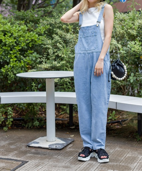 SpRay（スプレイ）の「デニムサロペット（サロペット/オーバーオール・レディース・サックスブルー/ブルー・MEDIUM/LARGE）」の3枚目の写真