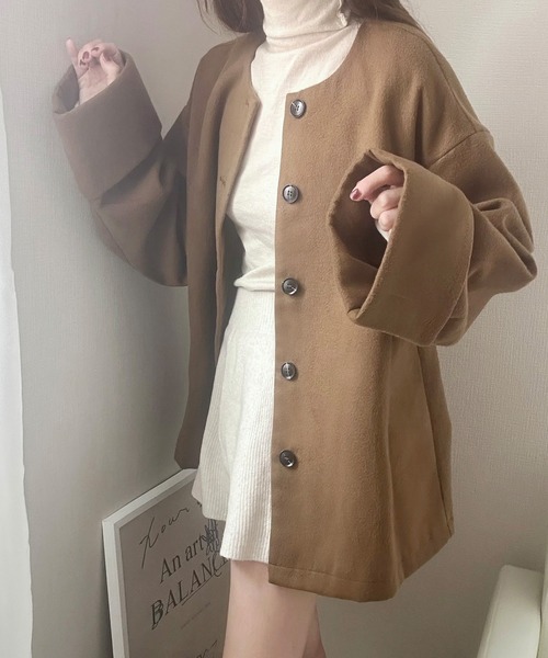 LAUIR（ラウアー）の「袖折り返しノーカラーミドル丈コート（ノーカラーコート・レディース・ライトベージュ/ブラック/ブラウン・MEDIUM/LARGE）」の14枚目の写真