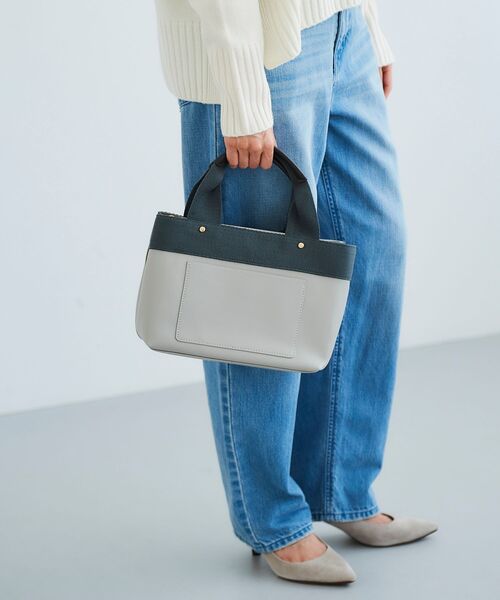 le.coeur blanc（ルクールブラン）の「PUパーテーショントート（トートバッグ・レディース・ブラック/アイボリー/グレー・FREE）」の6枚目の写真
