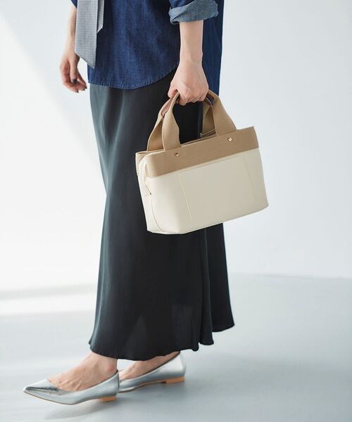 le.coeur blanc（ルクールブラン）の「PUパーテーショントート（トートバッグ・レディース・ブラック/アイボリー/グレー・FREE）」の22枚目の写真