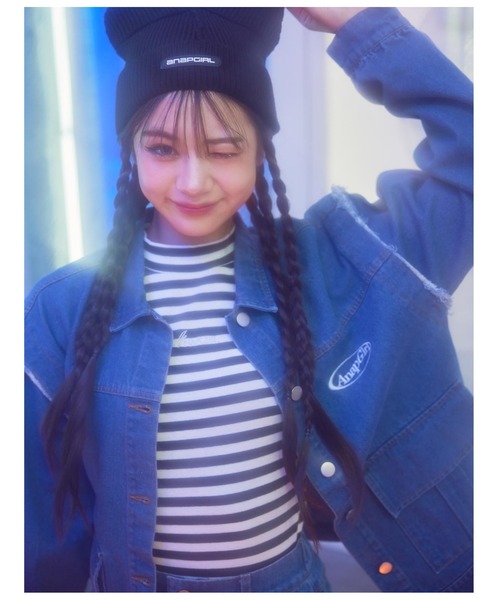 ANAP GｉRL（アナップガール）の「吸湿発熱加工プチハイネックトップス（Tシャツ/カットソー・キッズ・ブルー/ブラック/ブラック×ホワイト/ホワイト・XS/M/S）」の4枚目の写真