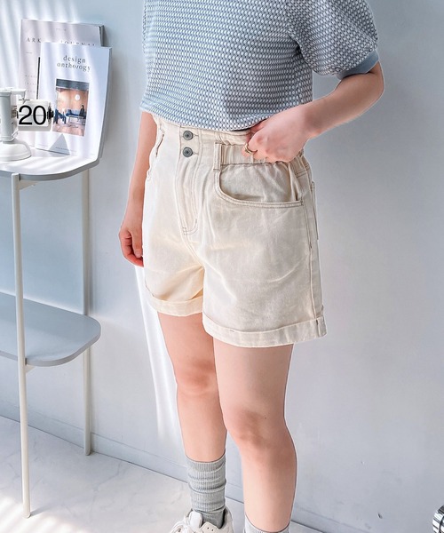 AS KNOW AS plus（アズノゥアズプラス）の「〇ロールアップハイウエストショートパンツ（その他パンツ・レディース・ブラック系その他/ピンク系/ブラック系1/ホワイト系その他/ブラック系/サックスブルー系2/アイボリー系2/ブラック系2/ブルー系2/ベージュ系その他/アイボリー系/サックスブルー系3/ブラック系3/ブルー系3/その他・FREE）」の21枚目の写真