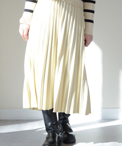 ibeul_(イベール)の「ソフトプリーツスカート(スカート・レディース・ホワイト/カーキ/ブラック/グレー・XL/M/L/S)」の10枚目の写真