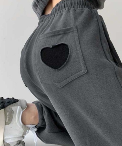 セール】ハート型 ルーズフィット スウェットパンツ（スウェットパンツ