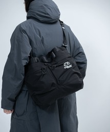 CMF 1DAY TOTE COEXIST 防水 トート PC対応 美品 CMF 1DAY TOTE COEXIST 防水 トート PC対応 美品 - メルカリ