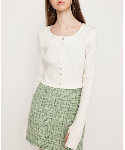 SLY CUT RIB SNAP TOPS カット リブ スナップ トップス SLY（スライ）の「CUT RIB SNAP TOPS カット リブ スナップ