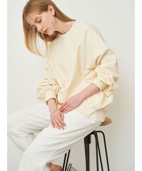 ELENDEEK(エレンディーク)の「バルーンフィットスウェット(スウェット・レディース・アイボリー/グレー・FREE)」の14枚目の写真