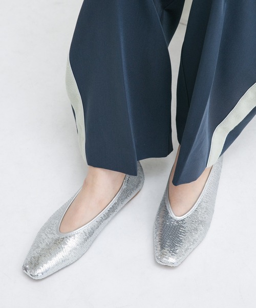 KBF(ケイビーエフ)の「スパンコールパンプス(パンプス・レディース・シルバー/ゴールド・38/37)」の10枚目の写真