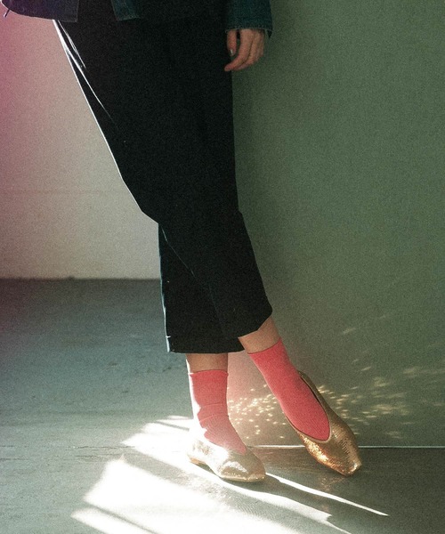 KBF(ケイビーエフ)の「スパンコールパンプス(パンプス・レディース・シルバー/ゴールド・38/37)」の22枚目の写真