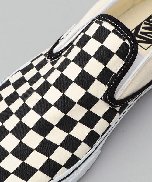 VANS(バンズ)の「VANS/ヴァンズ UA Classic Slip-On / クラシック スリッポン / VN000EYEBWW(スニーカー・メンズ・その他9・9/10/8)」の5枚目の写真