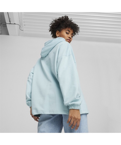 PUMA（プーマ）の「PUMA プーマ ウィメンズ デア トゥ オーバーサイズ フーディ DARE TO Oversized Ho（パーカー・レディース・ターコイズブルー/ブラック/ライム・X-SMALL/SMALL/LARGE/MEDIUM）」の22枚目の写真