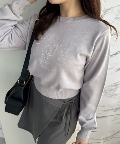 OLIVE des OLIVE（オリーブデオリーブ）の「刺繍ロゴニット　1041050130（ニット/セーター・レディース・オフホワイト/サックスブルー/トップグレー/ネイビー・FREE）」の4枚目の写真