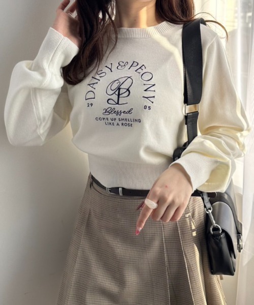 OLIVE des OLIVE（オリーブデオリーブ）の「刺繍ロゴニット　1041050130（ニット/セーター・レディース・オフホワイト/サックスブルー/トップグレー/ネイビー・FREE）」の19枚目の写真