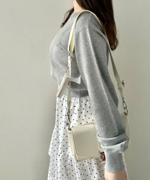 OLIVE des OLIVE（オリーブデオリーブ）の「刺繍ロゴニット　1041050130（ニット/セーター・レディース・オフホワイト/サックスブルー/トップグレー/ネイビー・FREE）」の17枚目の写真