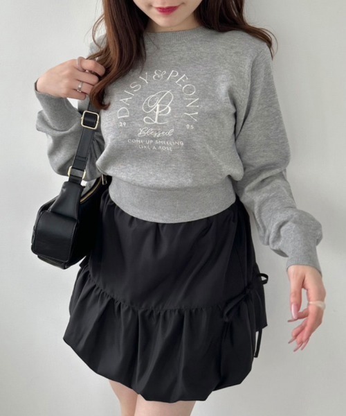 OLIVE des OLIVE（オリーブデオリーブ）の「刺繍ロゴニット　1041050130（ニット/セーター・レディース・オフホワイト/サックスブルー/トップグレー/ネイビー・FREE）」の8枚目の写真