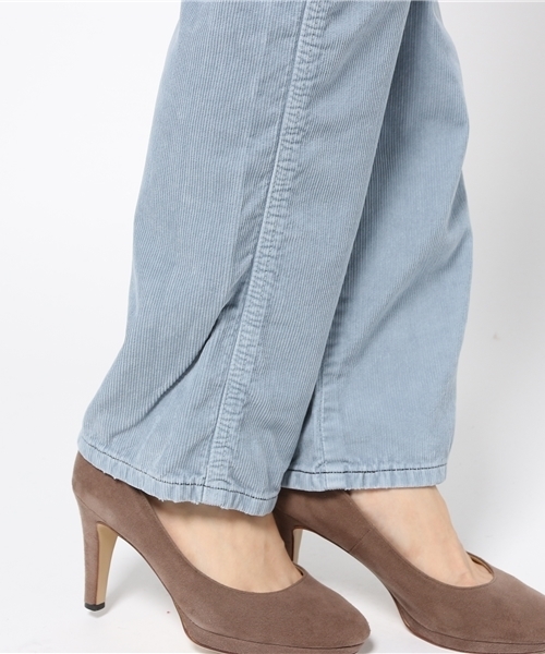 B:MING by BEAMS（ビーミングバイビームス）の「Wrangler / 別注”SHOE CUT”  コーデュロイ（その他パンツ・レディース・ベージュ/サックスブルー・LARGE/SMALL/MEDIUM）」の9枚目の写真