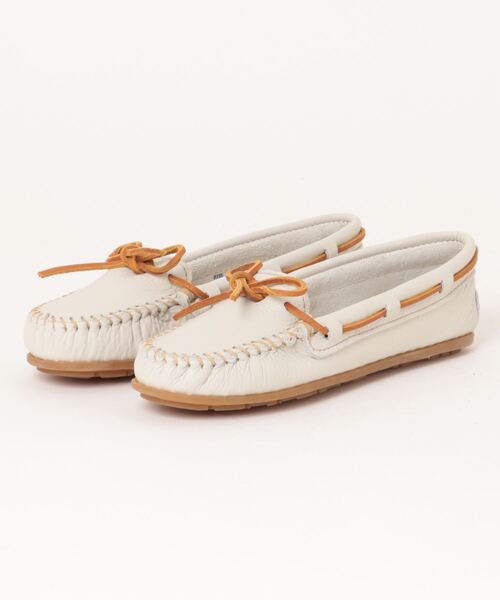 Minnetonka（ミネトンカ）の「/ミネトンカ MINNETONKA/BOAT MOC（モカシン/デッキシューズ・レディース・レッド/ブラウン系その他/アイボリー/ブルー系その他/ピンク/ブラック/ネイビー・US5.5/US7.5/US8/US5/US8.5/US6/US6.5/US7/US9）」の2枚目の写真