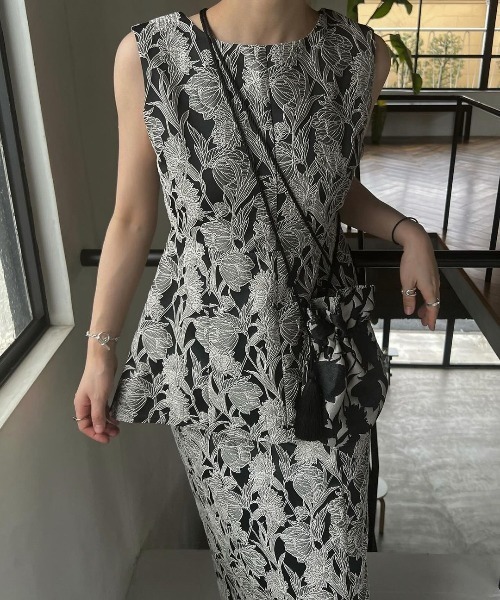 WILLFULLY(ウィルフリー)の「drawstring monotone jacquard bag(ハンドバッグ・レディース・ブラック系その他/ブラウン・FREE)」の7枚目の写真