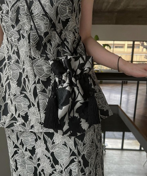 WILLFULLY(ウィルフリー)の「drawstring monotone jacquard bag(ハンドバッグ・レディース・ブラック系その他/ブラウン・FREE)」の12枚目の写真