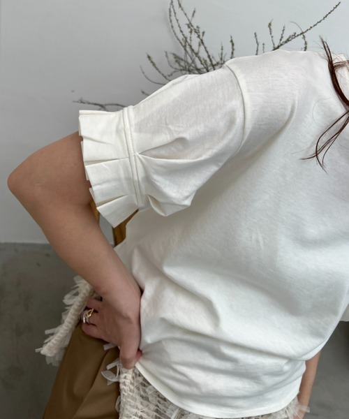 y/m（イム）の「タックスリーブドッキングトップス（Tシャツ/カットソー・レディース・ブラック/オフホワイト・FREE）」の11枚目の写真
