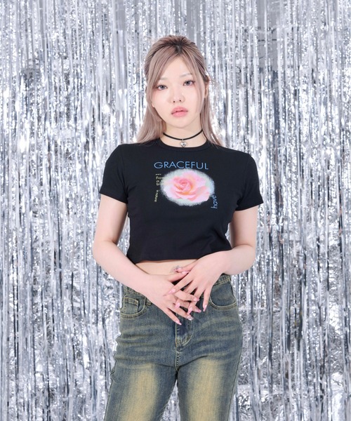 sedacle girl(セダクルガール)の「バラモチーフクロップドT(Tシャツ/カットソー・レディース・オフホワイト/ブラック・SMALL/MEDIUM)」の19枚目の写真